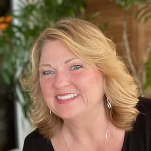 Meet your Posher, Beverly